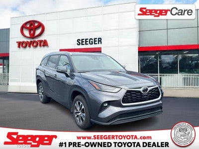 2025 Toyota Highlander XLE