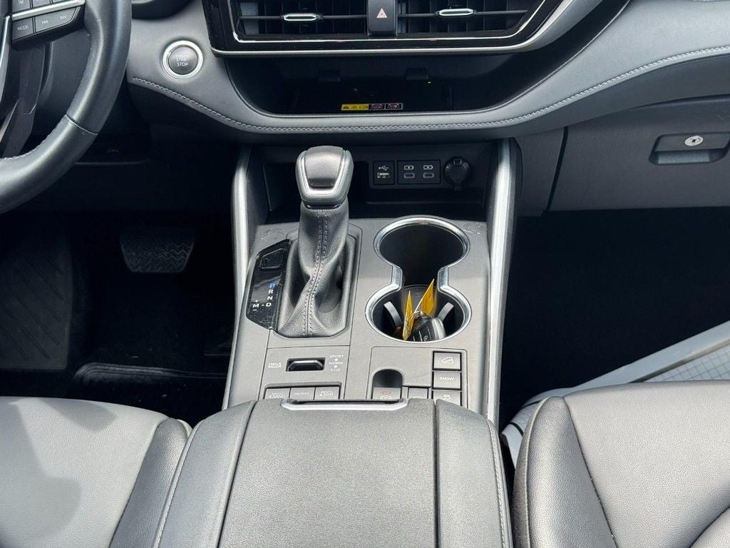 2025 Toyota Highlander XLE