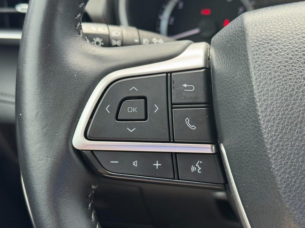 2025 Toyota Highlander XLE