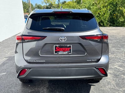 2025 Toyota Highlander AWD (Natl)