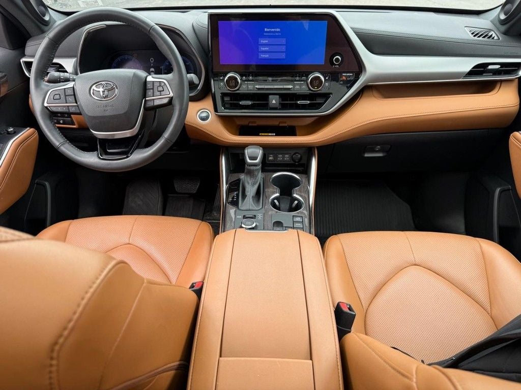 2024 Toyota HIGHLANDER Platinum