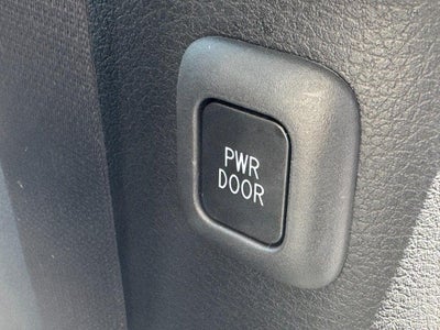 2026 Toyota Sienna LE 8 Passenger