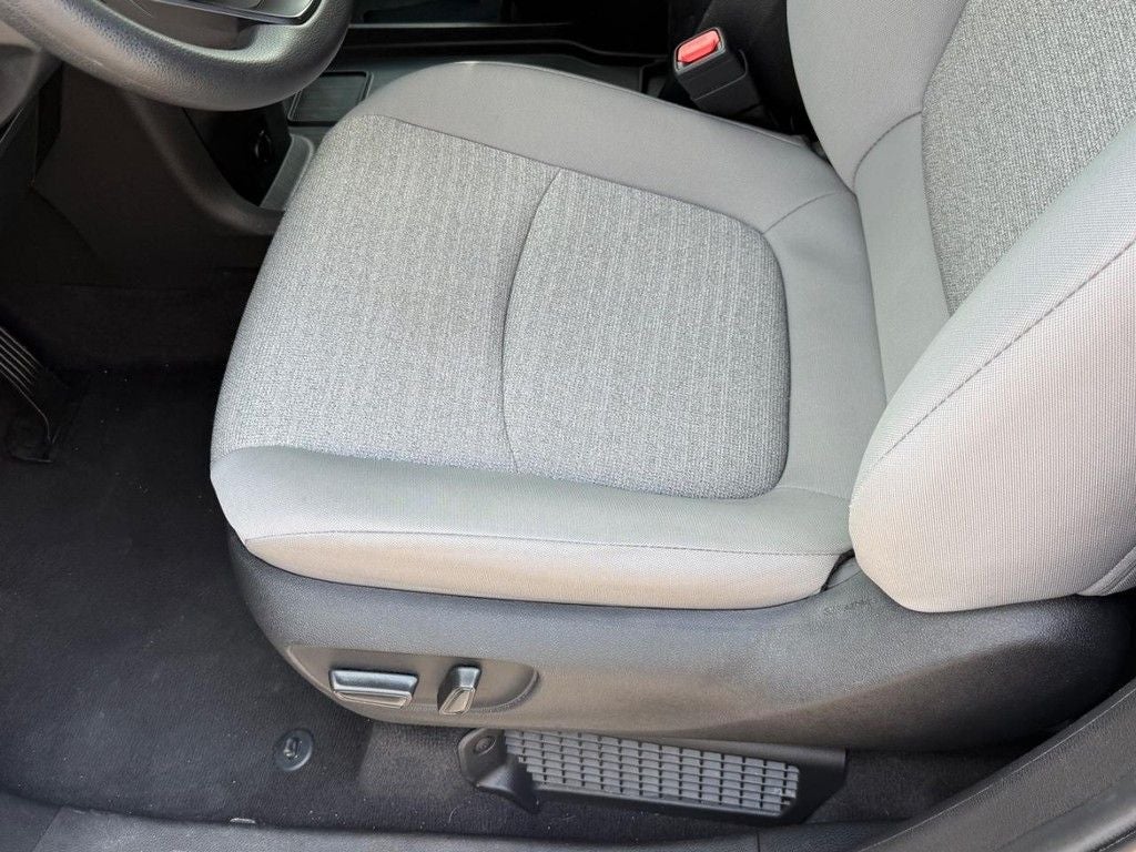2026 Toyota Sienna LE 8 Passenger