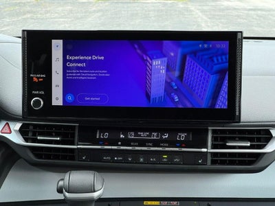 2025 Toyota Sienna XLE 8 Passenger