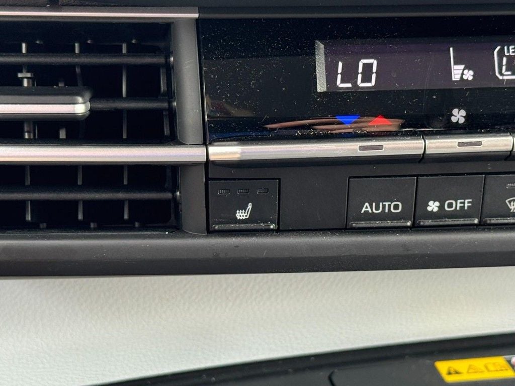 2025 Toyota Sienna XLE 8 Passenger