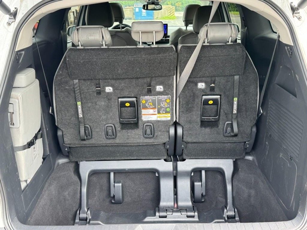 2025 Toyota Sienna XLE 8 Passenger