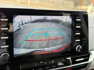 2024 Toyota Sienna XLE FWD 8-Passenger (Natl)