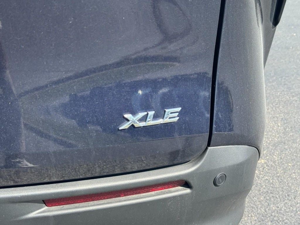 2026 Toyota Sienna XLE 8 Passenger