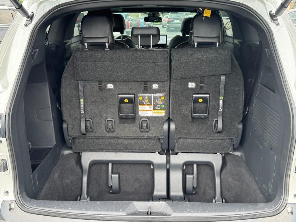 2026 Toyota Sienna Limited 7 Passenger