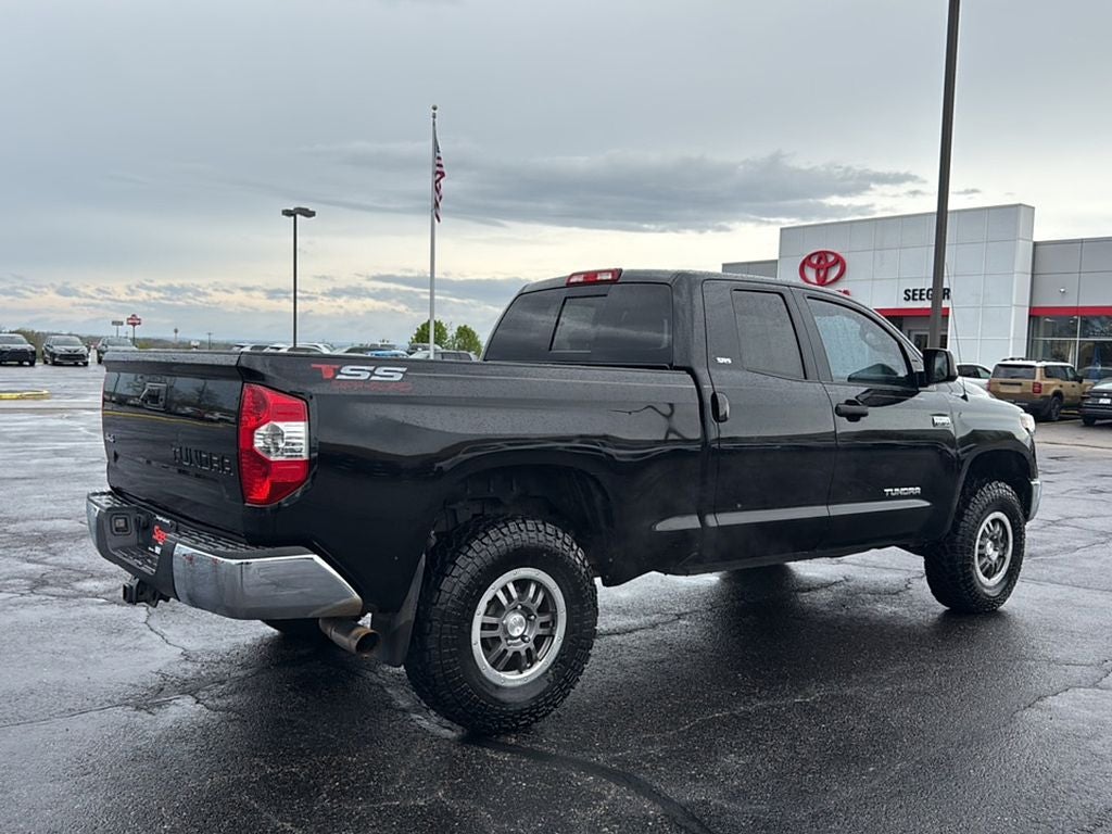 2016 Toyota Tundra SR5