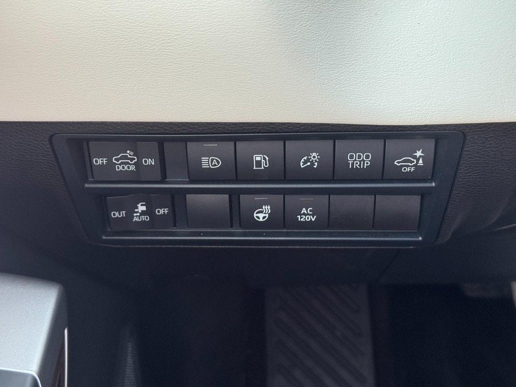 2024 Toyota Tundra Hybrid Capstone