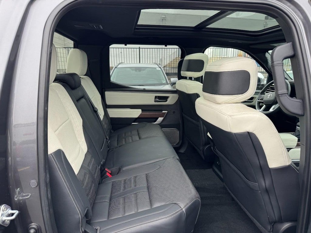 2023 Toyota Tundra 4WD Capstone Hybrid CrewMax 5.5' Bed (Natl)