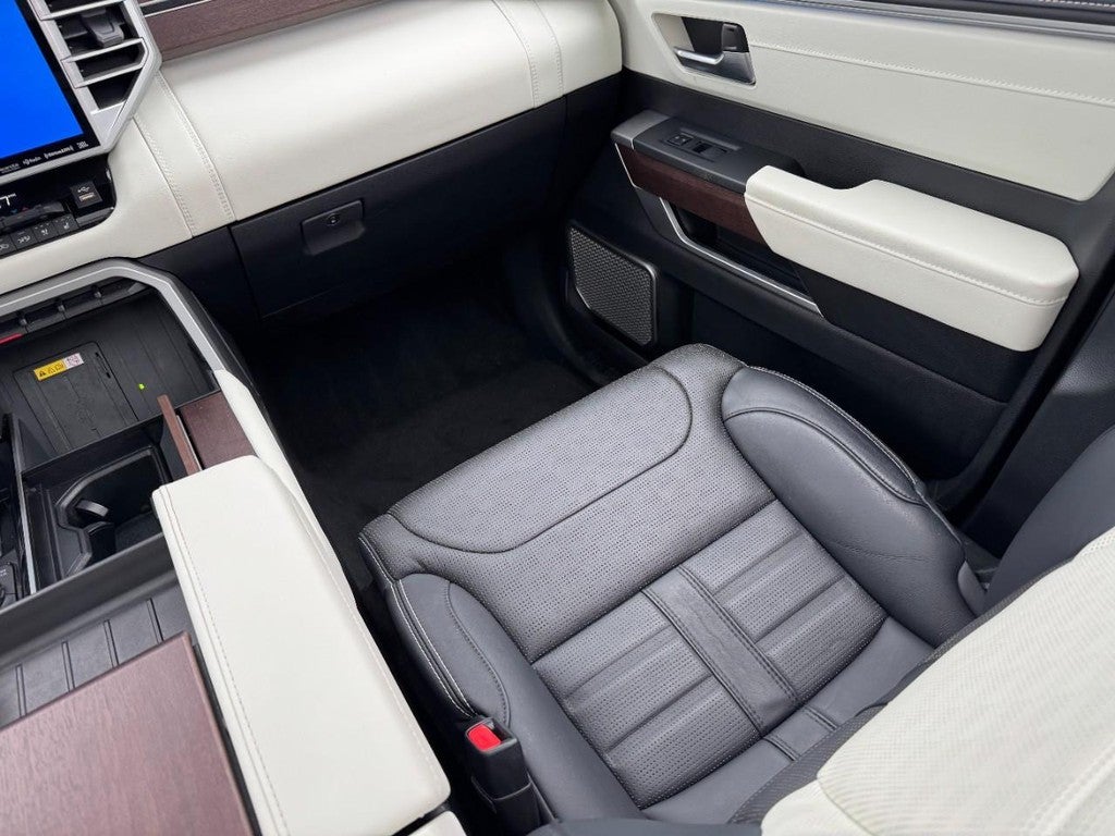 2023 Toyota Tundra 4WD Capstone Hybrid CrewMax 5.5' Bed (Natl)