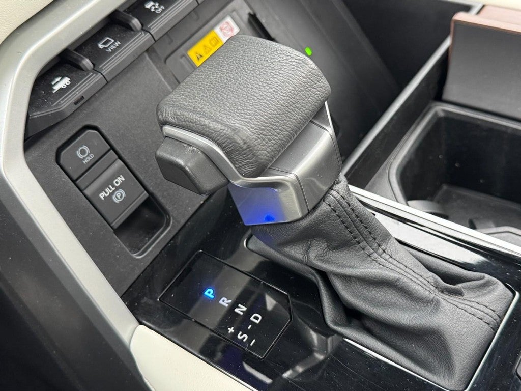 2023 Toyota Tundra 4WD Capstone Hybrid CrewMax 5.5' Bed (Natl)