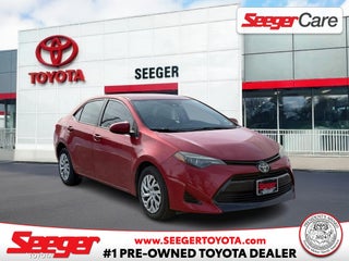 2017 Toyota COROLLA LE