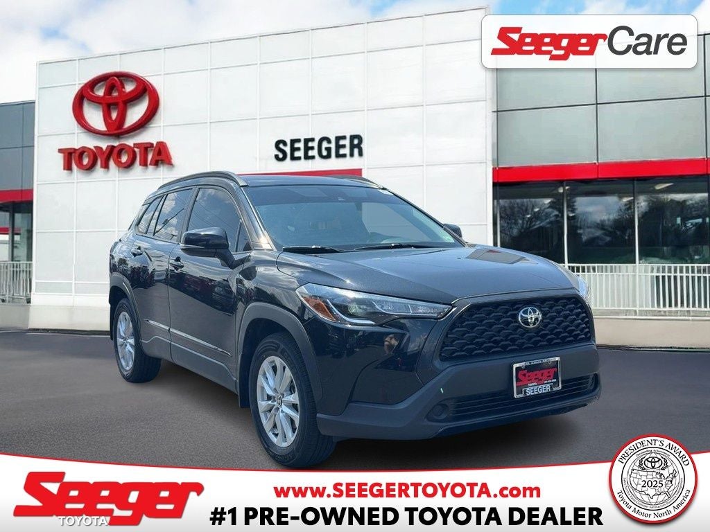 2022 Toyota Corolla Cross LE
