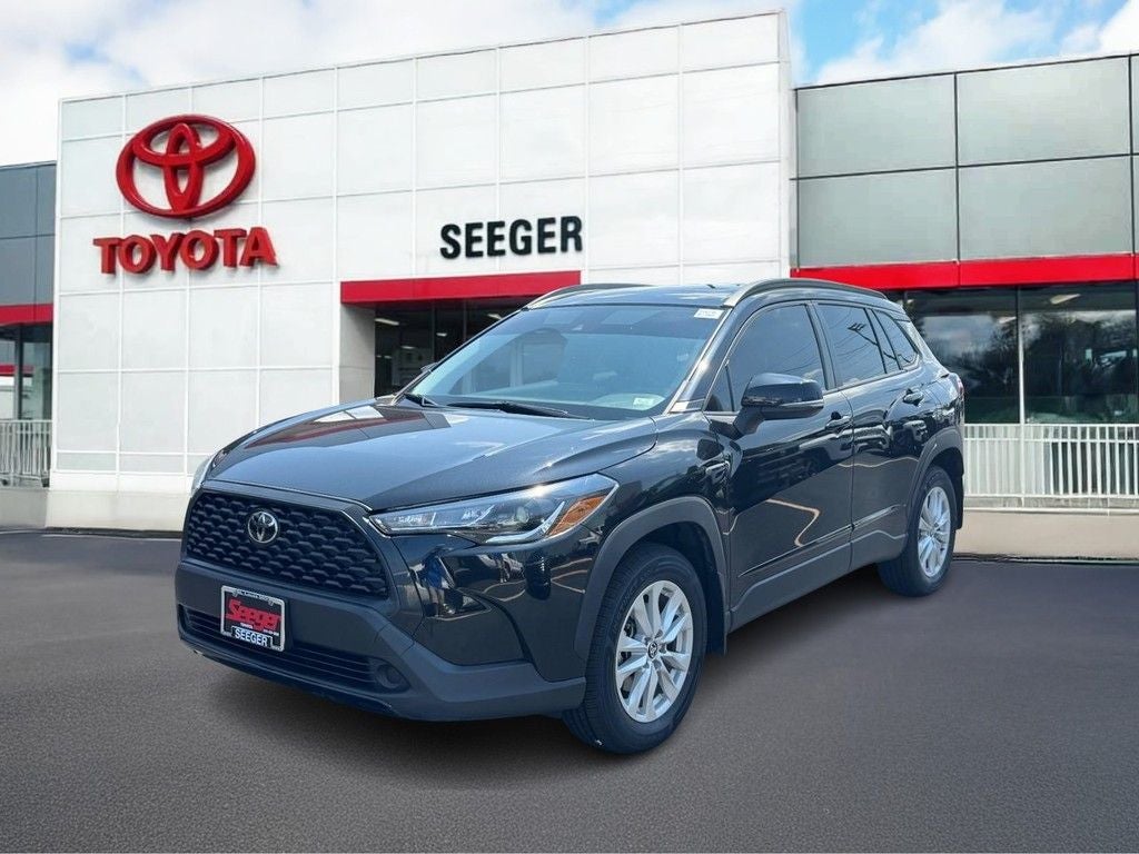 2022 Toyota Corolla Cross LE
