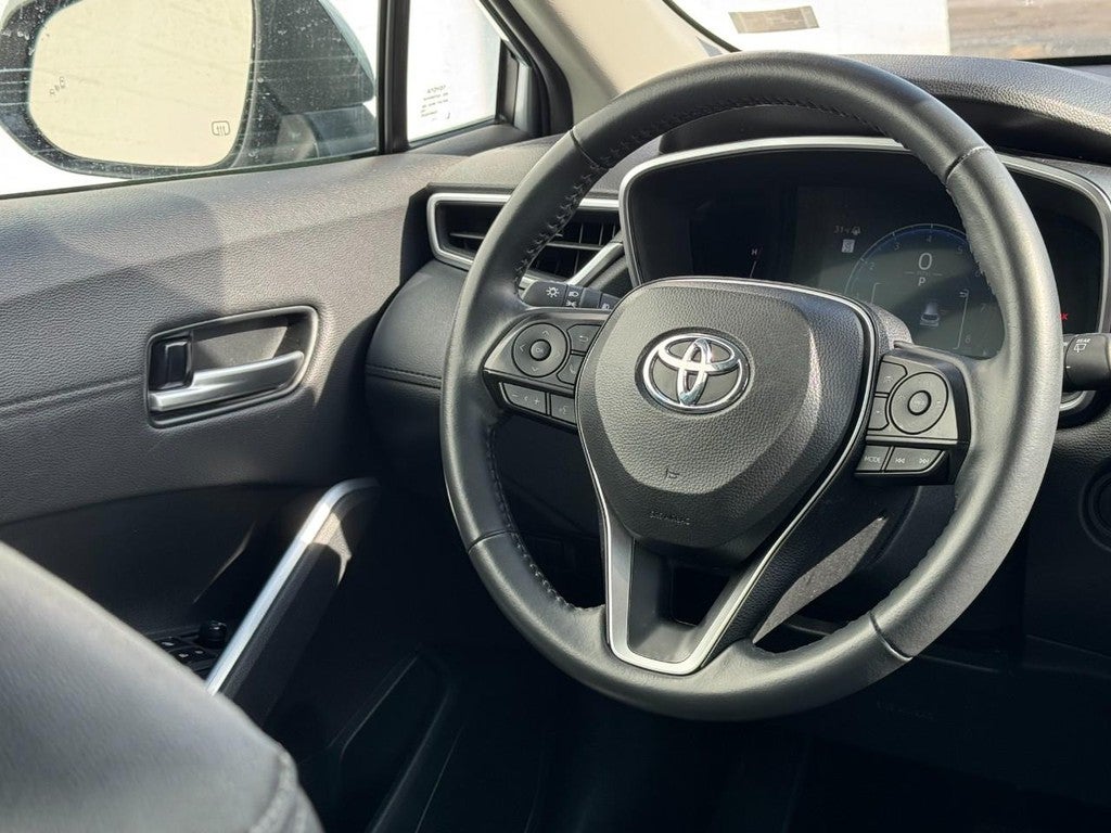2024 Toyota Corolla Cross XLE 2WD (Natl)