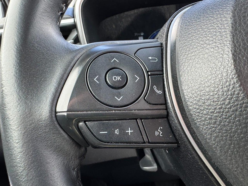 2024 Toyota Corolla Cross XLE 2WD (Natl)