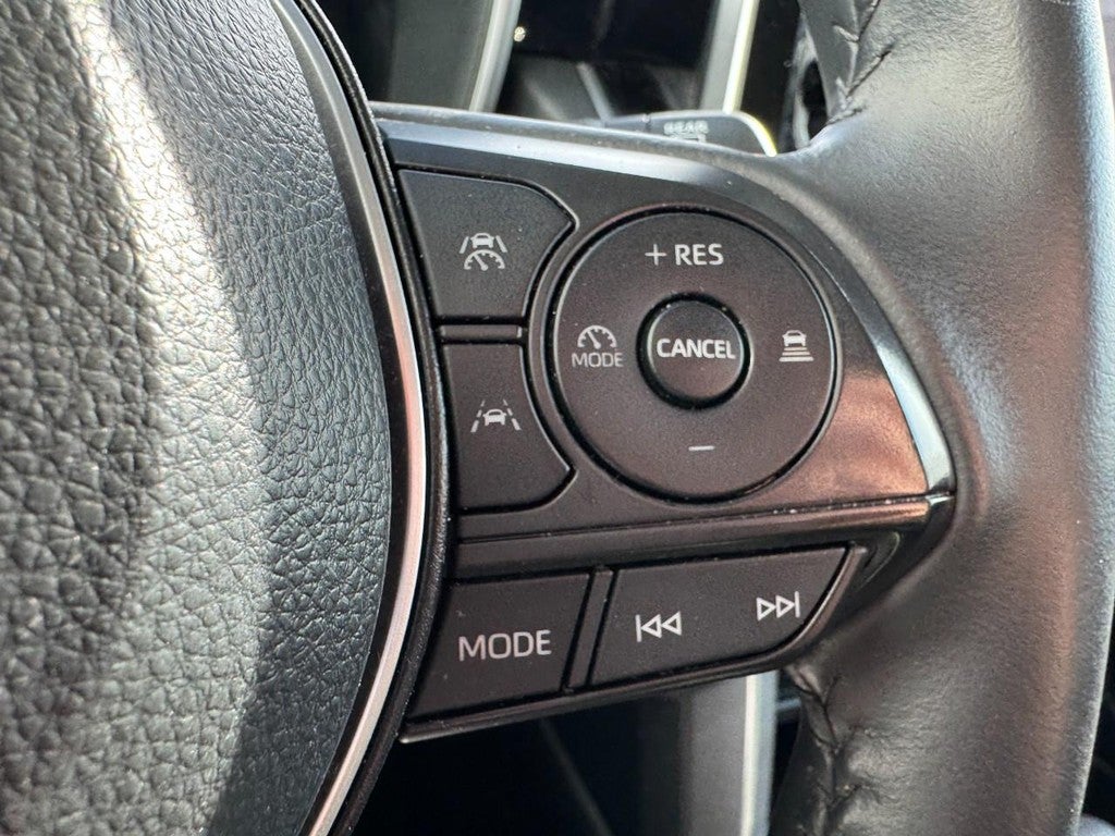 2024 Toyota Corolla Cross XLE 2WD (Natl)