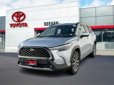 2024 Toyota Corolla Cross XLE 2WD (Natl)