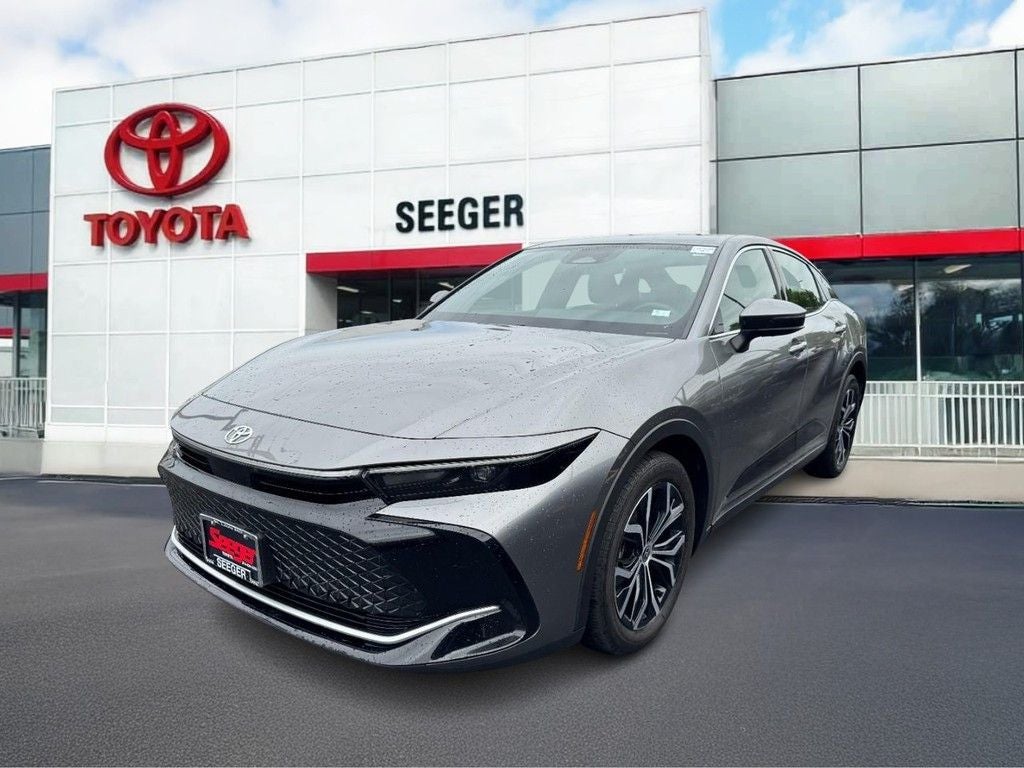 2023 Toyota Crown XLE