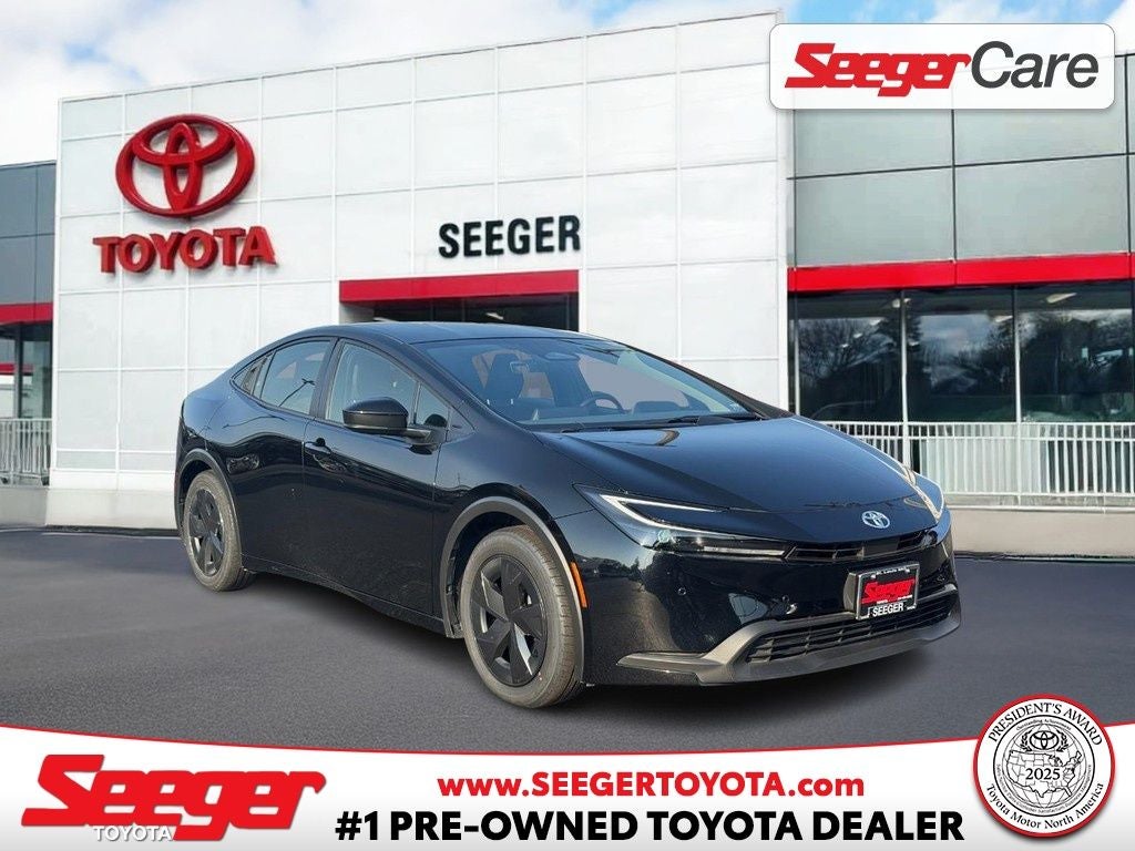 2023 Toyota Prius LE