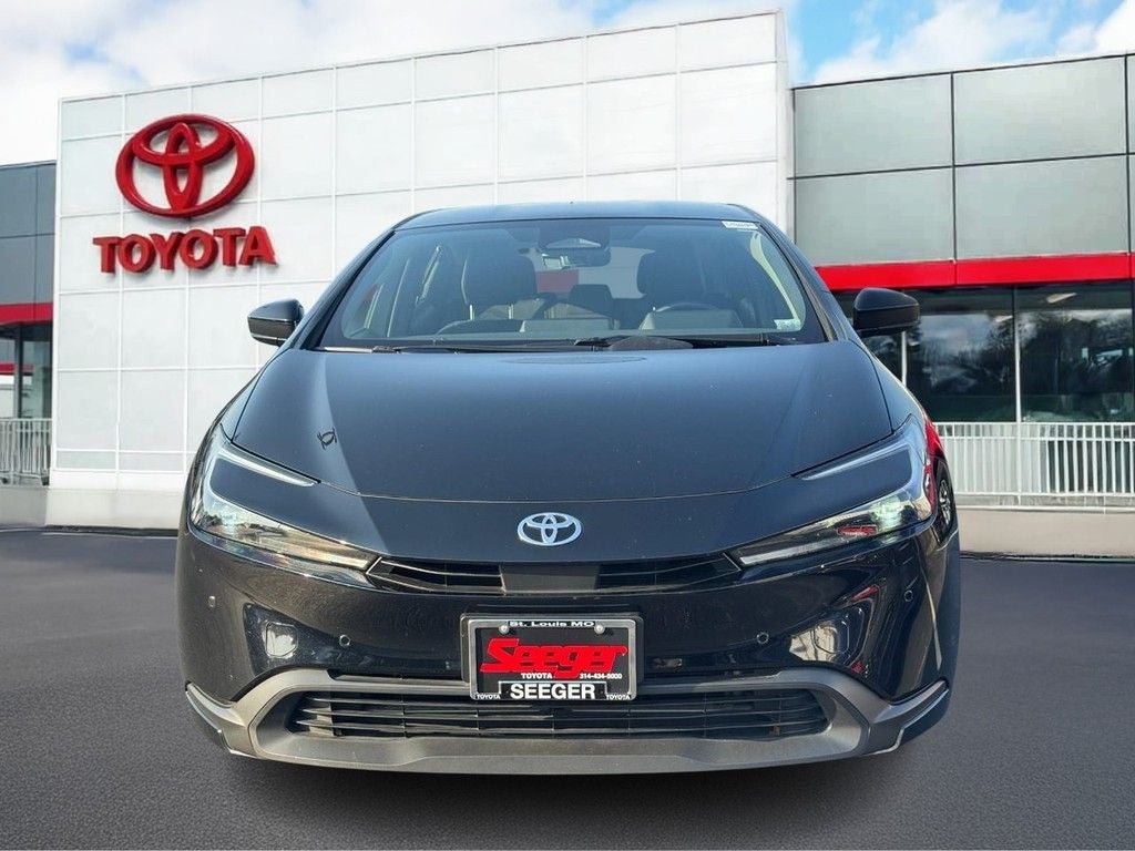 2023 Toyota Prius LE