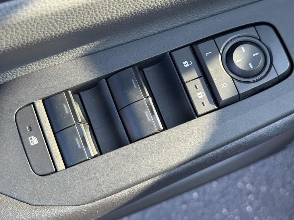 2023 Toyota Prius LE