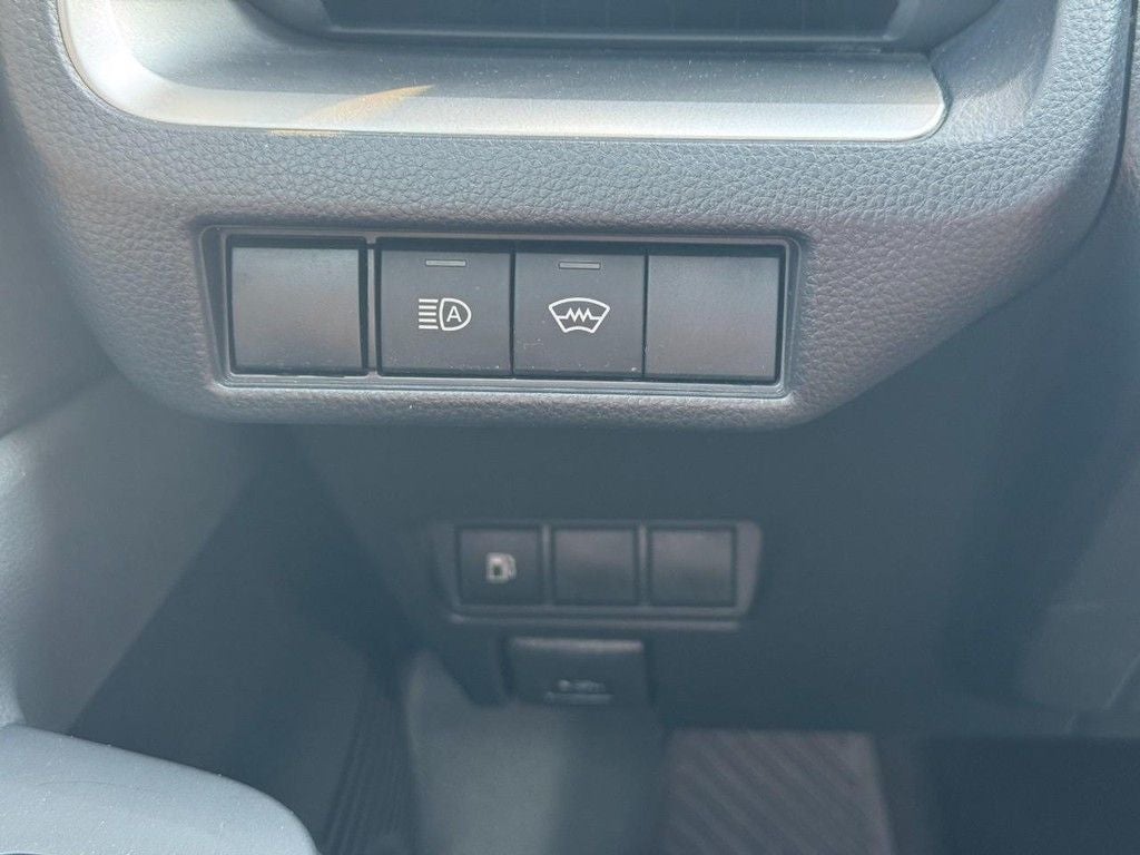 2023 Toyota Prius LE