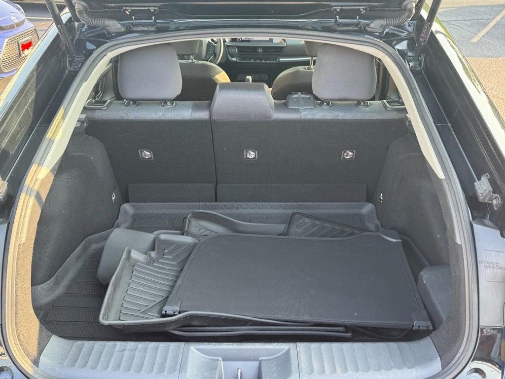 2023 Toyota Prius LE