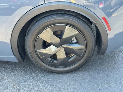2023 Toyota Prius LE