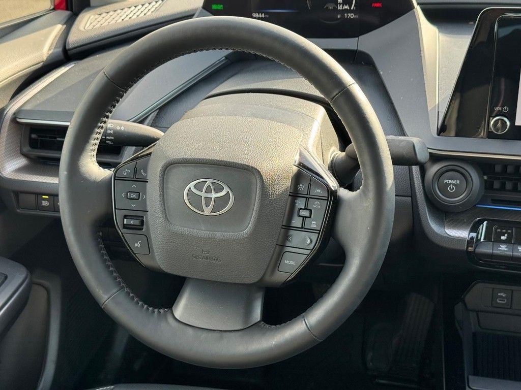 2025 Toyota Prius XLE