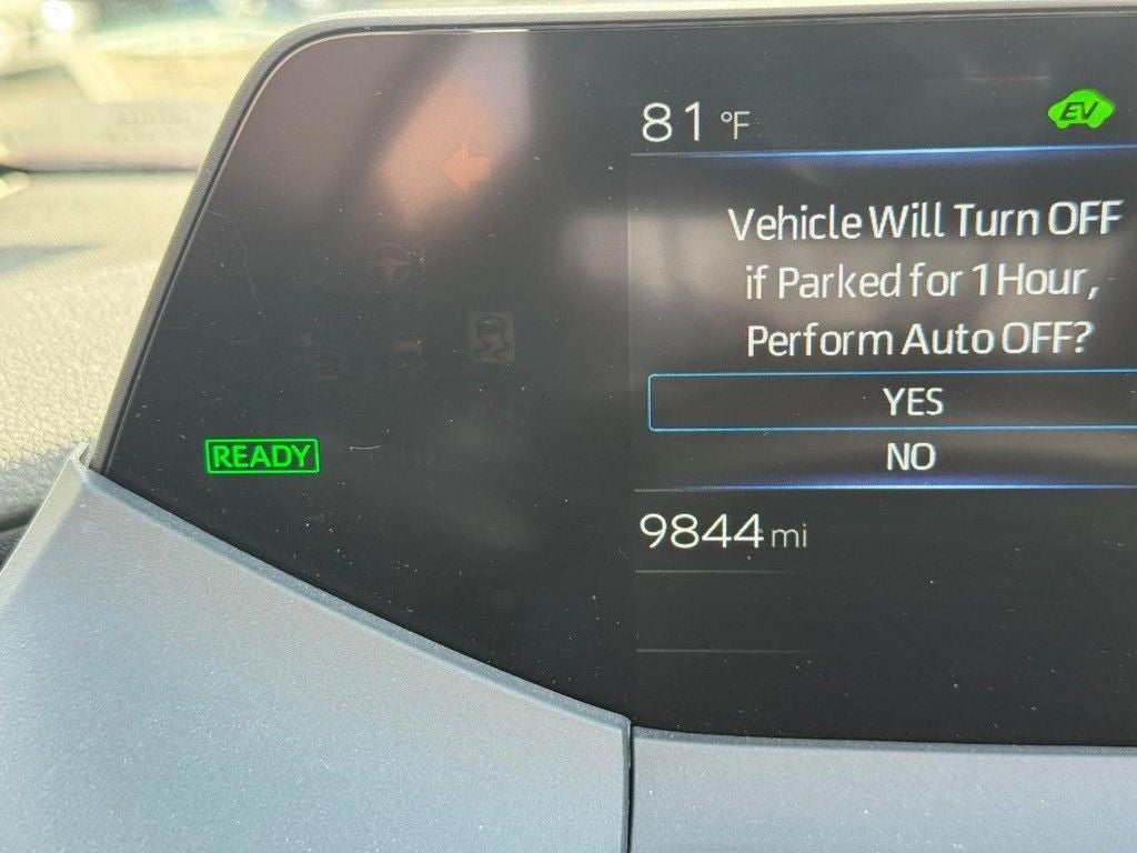 2025 Toyota Prius XLE