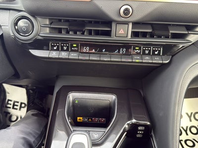 2024 Toyota Crown Platinum