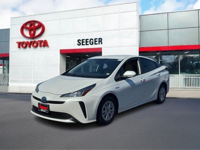 2022 Toyota Prius LE