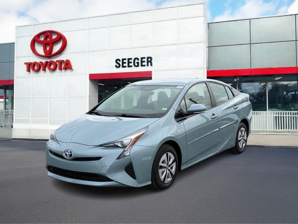 2016 Toyota Prius 5dr HB (Natl)