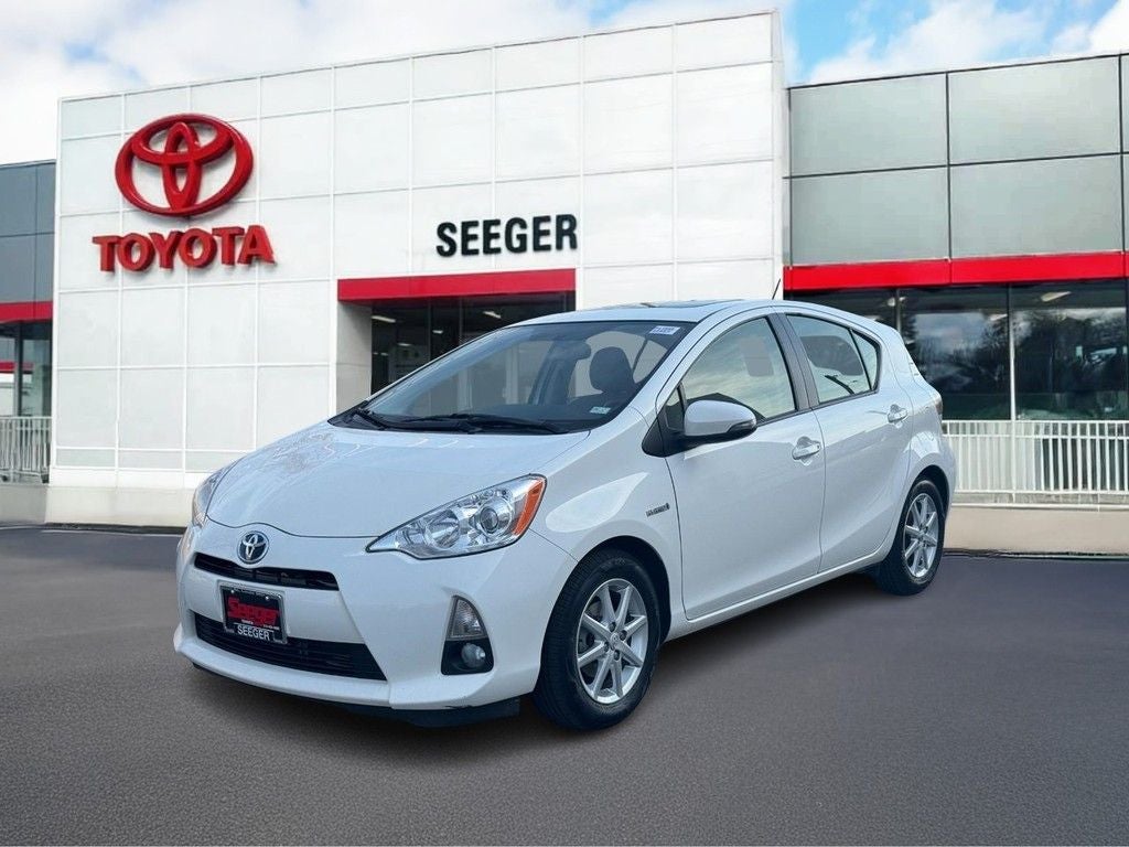 2013 Toyota Prius c Four