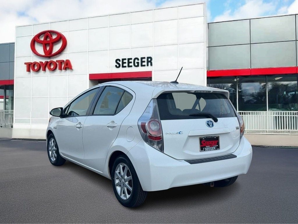2013 Toyota Prius c Four