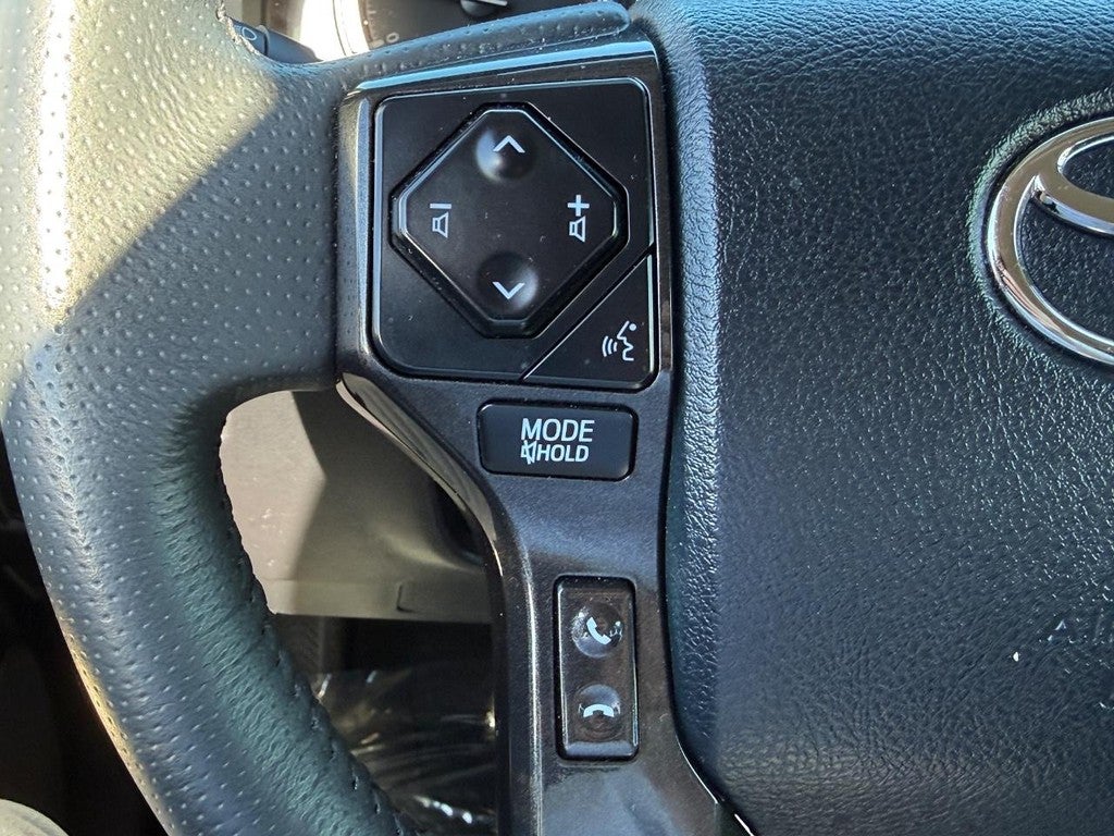 2024 Toyota 4Runner TRD Off Road 4WD (Natl)