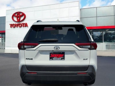 2019 Toyota RAV4 XLE Premium