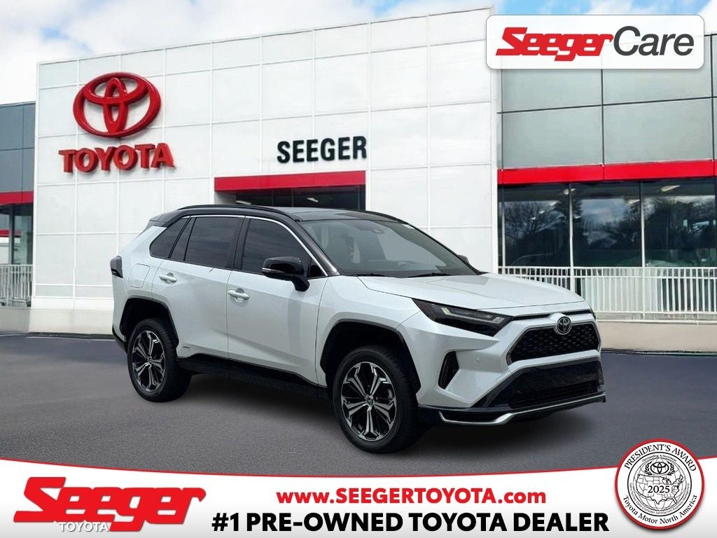 2025 Toyota RAV4 Plug-In Hybrid XSE