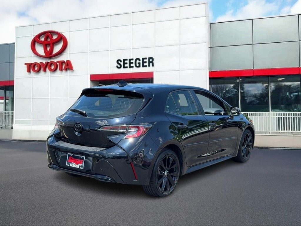 2022 Toyota Corolla Hatchback SE Nightshade Edition