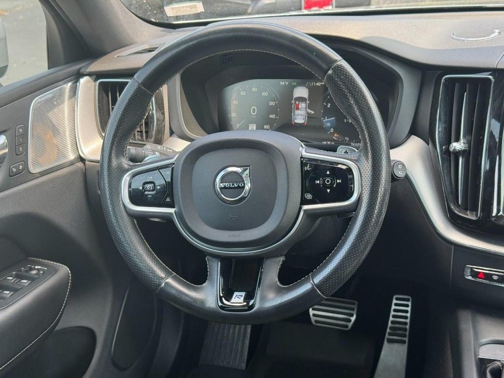 2018 Volvo XC60 T6 R-Design