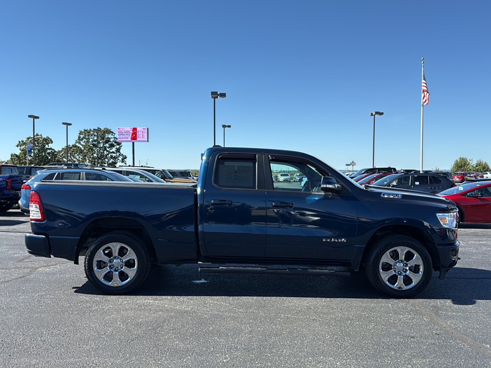 2022 RAM 1500 Big Horn Quad Cab 4x4 6'4 Box