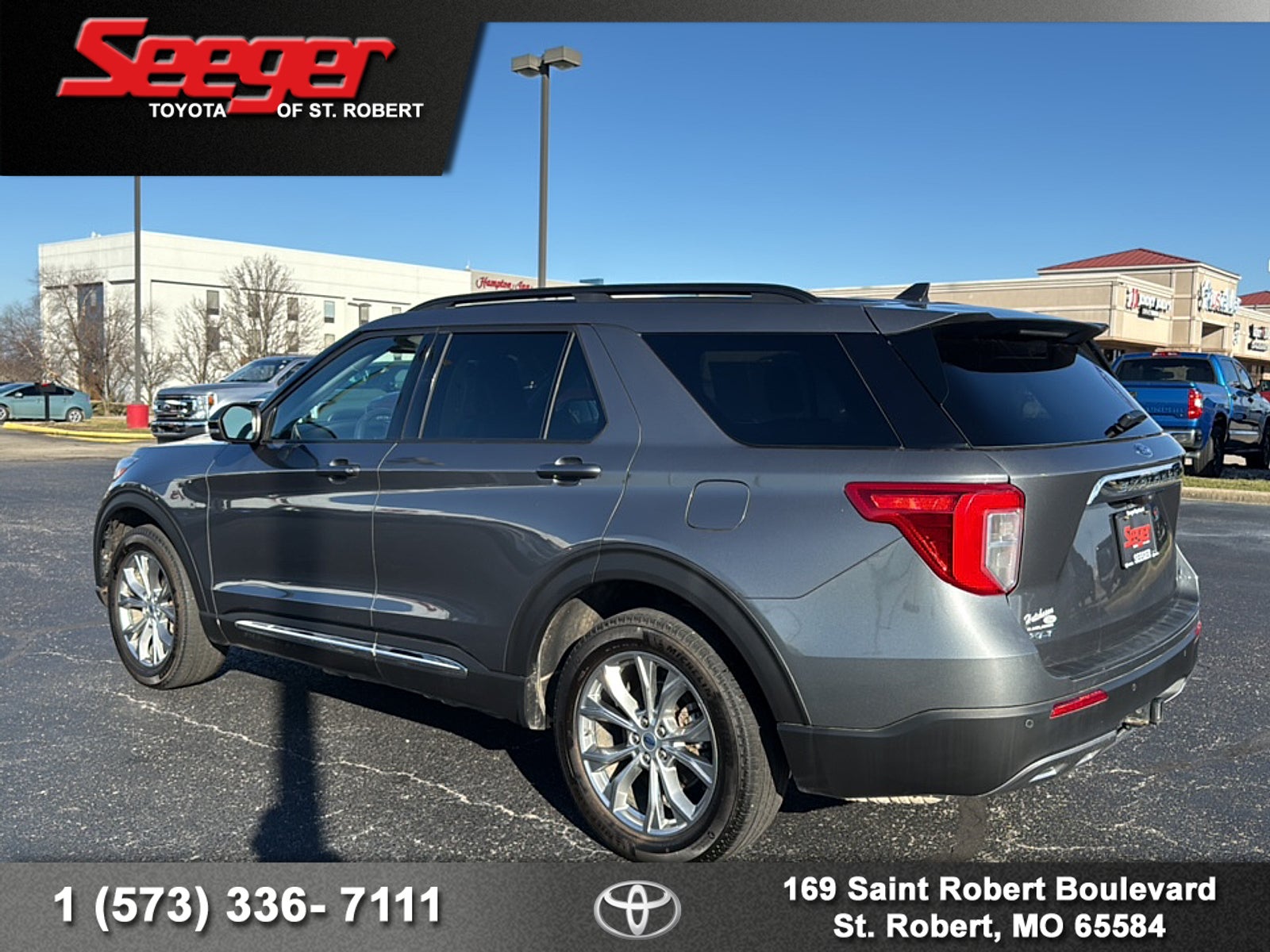 2023 Ford Explorer XLT