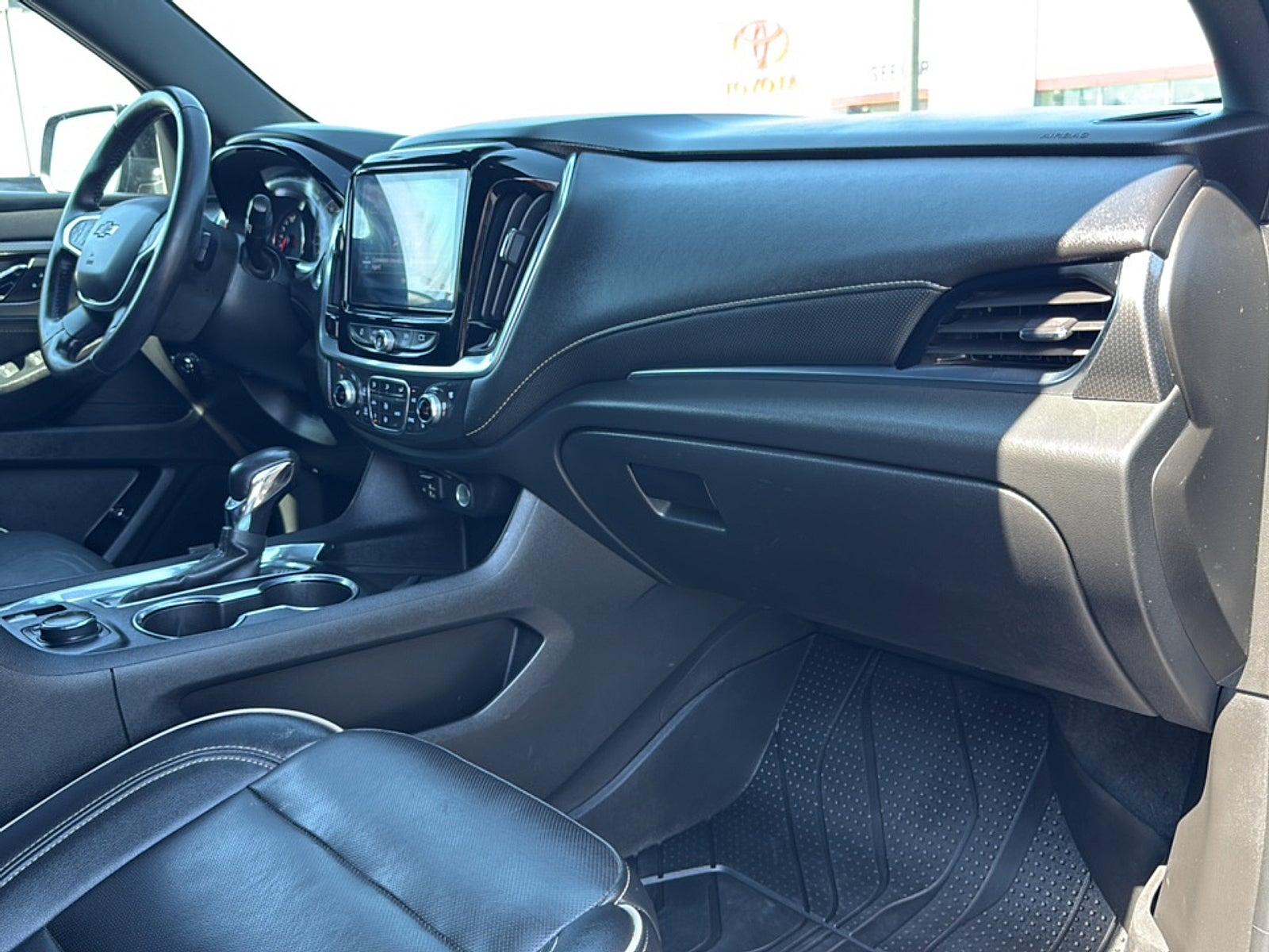 2022 Chevrolet Traverse Premier