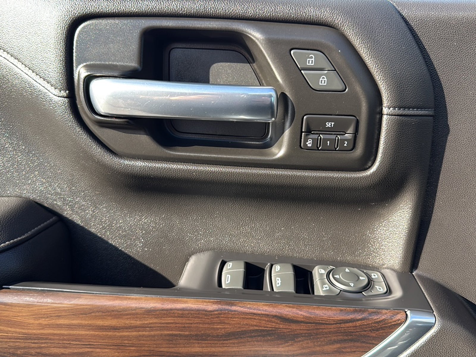 2020 GMC Sierra 1500 4WD Crew Cab Short Box SLT