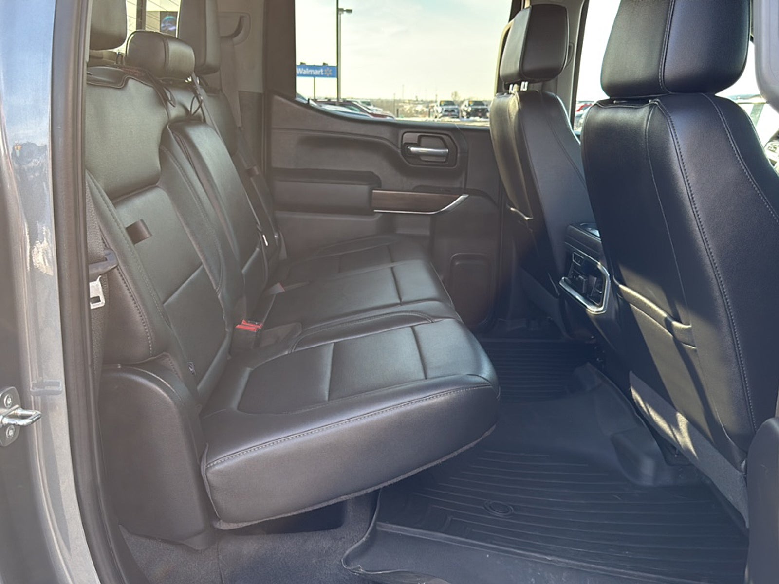 2020 GMC Sierra 1500 4WD Crew Cab Short Box SLT