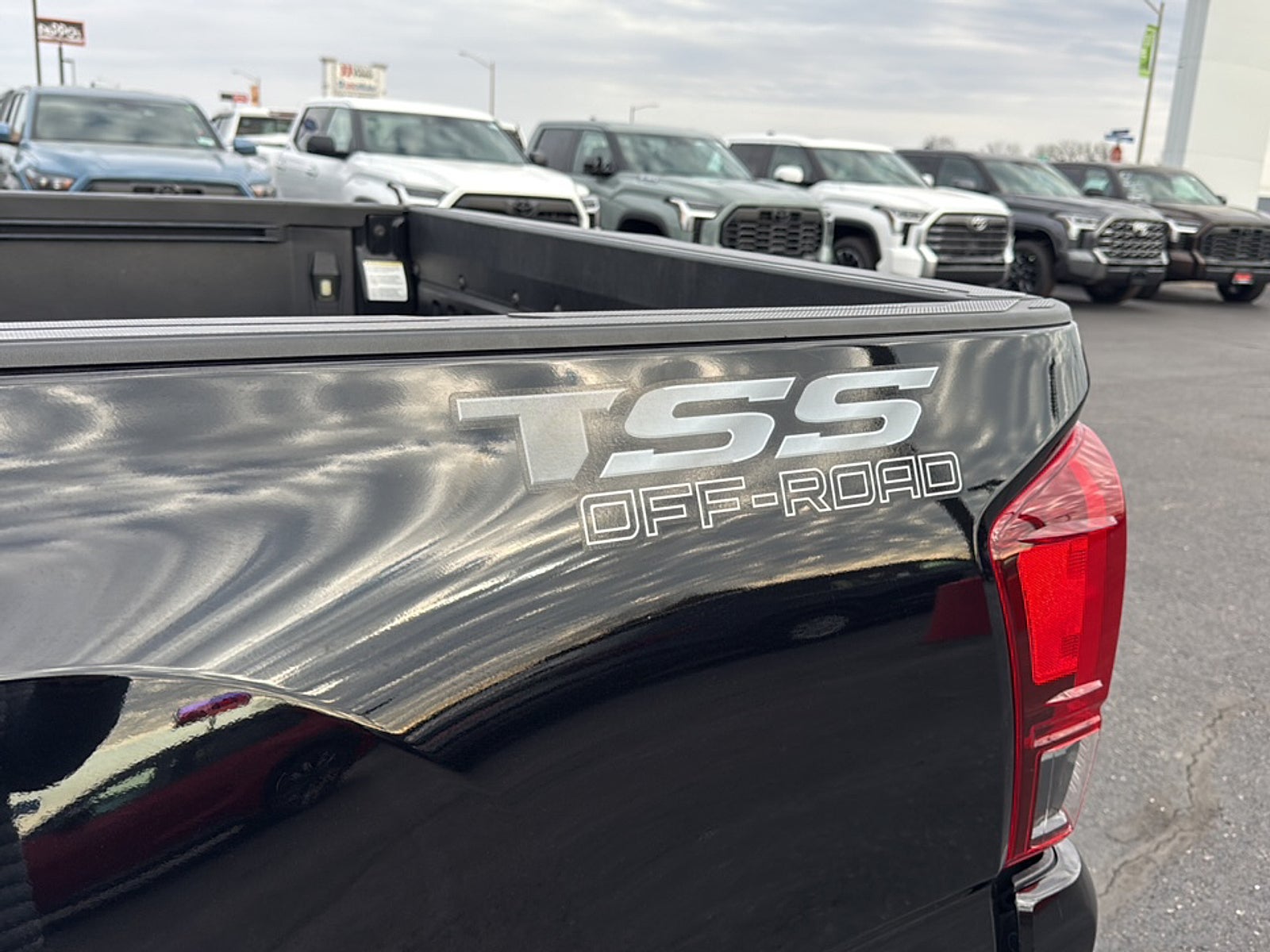 2023 Toyota Tacoma SR V6